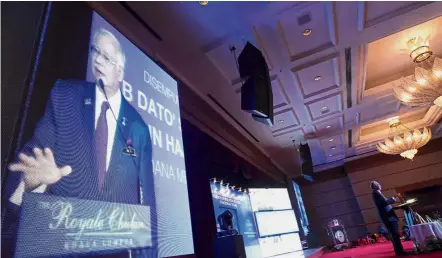  ??  ?? Making a change: Prime Minister Datuk Seri Najib Tun Razak launching the Malaysia Education Blueprint 20152025 (Higher Education) at Royale Chulan Hotel.