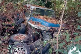  ??  ?? Clockwise: Jago Samuri lies hidden beneath tyres; not much left of VW; Jensen-healey