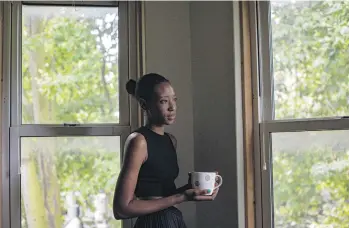  ?? AMARA ENO FOR THE NEW YORK TIMES ?? Tyla Grant at her home in London. “The battery’s dead,” she said of her burnout experience. “Whatever you want from me, you’re not going to get.”