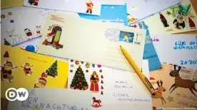  ?? ?? Детский почерк, рисунки, наклейки - письма Рождествен­скому Деду