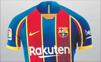  ??  ?? La nueva camiseta del Barça para la temporada 2020-21 aún no se ha podido poner a la venta por un defecto en la fabricació­n de la prenda