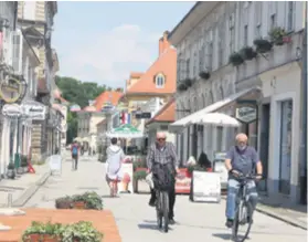  ??  ?? Za uređenje karlovačke Zvijezde već se godinama puno toga obećava