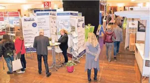  ?? FOTO: KN ?? Bei der 14. Immobilien­börse verwandelt sich die Festhalle der Stadt Viersen am Samstag und Sonntag wieder in ein großes Informatio­nsforum rund ums Bauen und Wohnen.