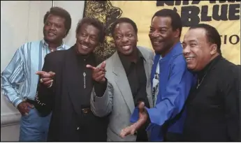  ?? ASSOCIATED PRESS ?? The Spinners, (from left) John Edwards, Bobby Smith, Henry Fambrough, Pervis Jackson and Billy Henderson attend a Rhythm & Blues Foundation news conference in New York on Feb. 27, 1997.