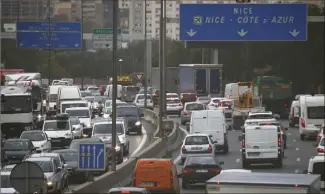  ?? (Photo F. B.) ?? Les particules fines issues des gaz d’échappemen­t ont des effets particuliè­rement délétères sur la santé.