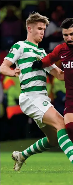  ??  ?? Midfielder Tom Rogic (left) had a hard time against