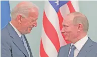  ?? Archivo| ?? El presidente estadounid­ense, Joe Biden, conversa con el primer ministro ruso, Vladimir Putin.
EFE