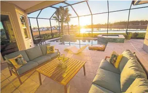  ?? BRIAN ADAMS/THE WASHINGTON POST PHOTOS ?? Dramatic sunset views can be enjoyed from the back of the Aruba model.