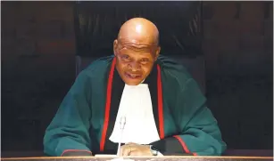  ?? (Siphiwe Sibeko/Reuters) ?? SOUTH AFRICA’S Chief Justice Mogoeng Mogoeng presides over a court session in Johannesbu­rg in 2017.