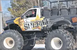  ?? ASHLEY THOMPSON/KINGS COUNTY NEWS ?? Guy Meister of Aylesford, Kings County has made a business of renting out The Sheriff monster truck for community events and private parties.