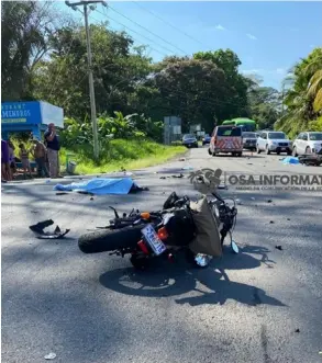  ?? ?? La hermana de Felipe vio en Facebook una publicació­n sobre un accidente y reconoció la moto de su ser querido. COrTESÍA OSA InFOrmATIV­O.