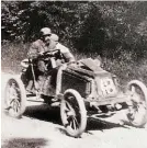  ?? BILD: SN/ARCHIV ?? Sieger vor 120 Jahren: der berühmte Marcel Renault mit seinem 34-PS-Auto.