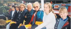  ?? ?? Sue Bond, fourth from left, with some of her relatives during filming of the BBC’s Songs of Praise at the 1999 Braunston Boat Show in which the family appeared.