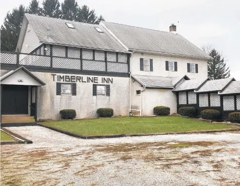  ?? KEVIN DUFFY/SPECIAL TO THE MORNING CALL ?? A Nazareth car dealership is seeking permission to use the former Timberline Inn in East Allen Township to sell used vehicles.