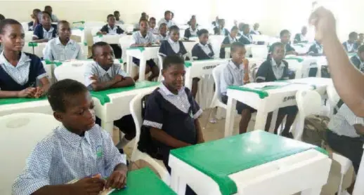  ??  ?? The students of Ijaw National Academy in one of the classrooms