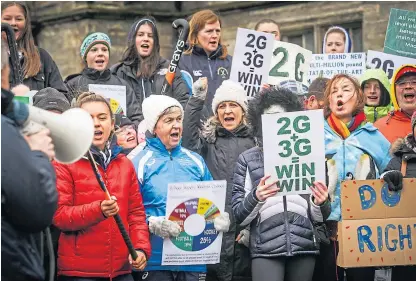  ?? Picture: Mhairi Edwards. ?? Some of the protesters outside Madras College in St Andrews on Saturday.