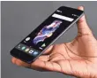  ?? ELI BLUMENTHAL, USA TODAY ?? The OnePlus 5’s sharp display.