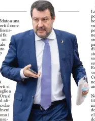  ?? FOTO LAPRESSE ?? Il giorno della marmotta
Il ministro delle Infrastrut­ture e dei Trasporti, Matteo Salvini