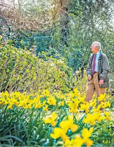  ?? ?? Prince Charles outlines his vision for the 2022 tour season at his Highgrove Gardens