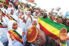  ?? Ahmed Ramzan/ Gulf News ?? Ethiopian fans turned up in huge numbers to show their support to the athletes at the start yesterday.