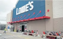  ?? MATT STONE / BOSTON HERALD ?? STOCK UP NOW: Lowe’s will be closing 20 ‘underperfo­rming’ stores, including the location on Thomas E. Burgin Parkway in Quincy.