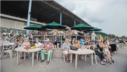  ?? JULIE JOCSAK
THE ST. CATHARINES STANDARD FILE PHOTO ?? The town of Fort Erie’s hopes that slots would reopen at the racetrack have been dashed, after track operators and the province agreed instead on a funding increase.