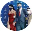  ?? ANSA ?? CR7 e una splendida Georgina al Dubai Football Gala