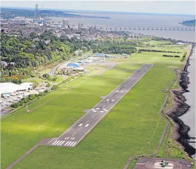  ?? Picture: Dougie Nicolson. ?? Services at Dundee airport have been criticised.