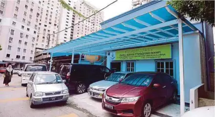  ?? PIC BY EIZAIRI SHAMSUDIN ?? The newly renovated Darul Quran Ittifaqiya­h religious school in Kampung Datuk Keramat, Kuala Lumpur.