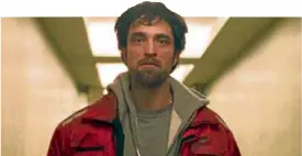  ??  ?? Robert Pattinson "vanishes" in “Good Time”