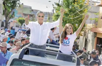  ?? F.E. ?? El presidente Luis Abinader, junto a la alcaldesa y candidata a la reelección.