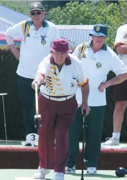  ??  ?? Left: Drouin’s Jim Hogan bowls in a close rink in the division four match against Neerim South. Drouin took this rink by two points and scored an overall win.