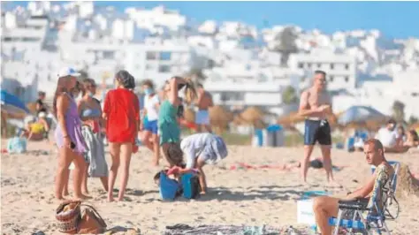  ?? // ABC ?? La incidencia acumulada en Conil ha ido en ascenso los últimos días, hasta alcanzar los 1.058 casos