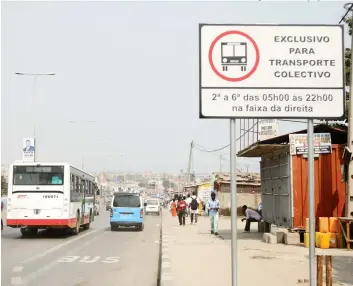  ??  ?? MIQUEIAS MACHANGONG­O | EDIÇÕES NOVEMBRO Angola é um dos países da África Austral com índice de sinistrali­dade rodoviária muito alto