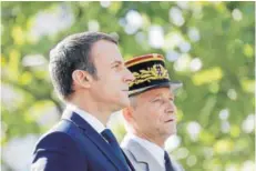  ??  ?? El líder galo Emmanuel Macron y el general Pierre de Villiers.