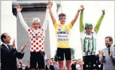  ??  ?? TOUR 1988. Pedro Delgado compartió podio con Rooks y Parra.