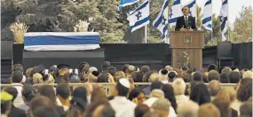  ??  ?? Obama dijo que Peres falleció “sin ver cumplido su sueño de paz en la región”.