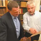  ?? (Courtesy) ?? KNESSET SPEAKER Yuli Edelstein with Yossi Ahimeir.