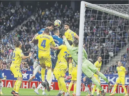  ?? Foto: PEP MORATA ?? El Espanyol rondó el gol varias veces en la segunda mitad, pero le faltó la pizca de fortuna siempre necesaria para marcar