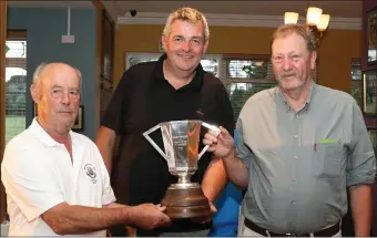  ??  ?? Peter Goggin (New Ross Captain), Des Redmond (winner of the Military Cup), and Eddie Sweeney (sponsor).