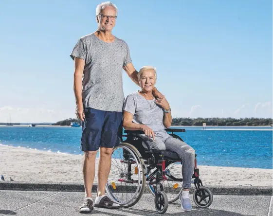  ?? Picture: JARED WILLIAMS ?? Elke Horning Kooij, who lost her leg in a boating accident at Wavebreak Island in January, with partner Klaas Kooij.