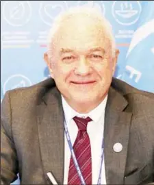  ?? ?? FAO Assistant Director General Mario Lubetki