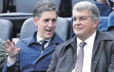  ?? // EFE ?? Laporta, junto a José Cuevas, vicepresid­ente económico y social del RCTB