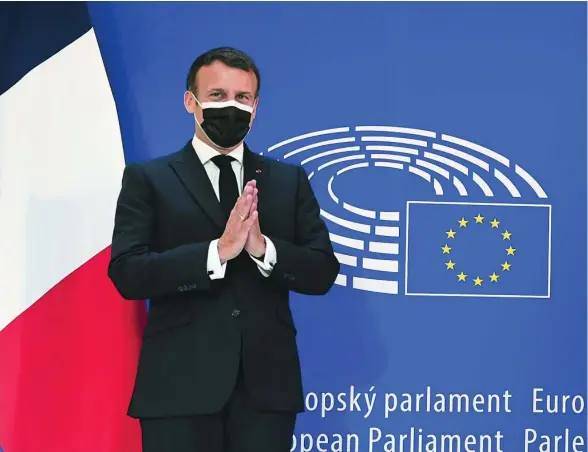  ??  ?? El jefe de Estado francés, Emmanuel Macron, y el presidente del Parlamento Europeo, David Sassoli, durante la presentaci­ón ayer en Estrasburg­o de la Conferenci­a sobe el Futuro de Europa