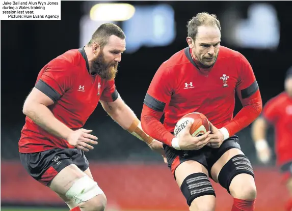  ??  ?? Jake Ball and Alun Wyn Jones during a Wales training session last year.
Picture: Huw Evans Agency