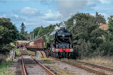  ?? ?? Peppercorn A1 Pacific No. 60163 Tornado crosses bridge 25 on September 23. CHARLOTTE GRAHAM/NYMR