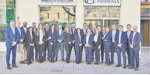  ?? D.C ?? Todo el equipo de profesiona­les que trabaja actualment­e en la Inmobiliar­ia Hispania.