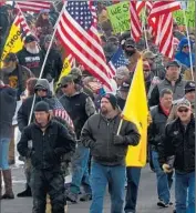  ?? Les Zaitz
Oregonian ?? A PEACEFUL march in Burns, Ore., on Saturday turned into a standoff at a federal wildlife refuge.