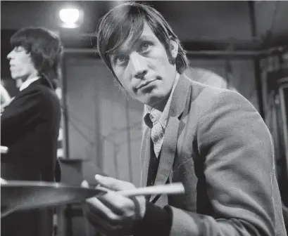  ?? GEORGE WILKES ARCHIVE GETTY IMAGES FILE PHOTO ?? Charlie Watts of The Rolling Stones during rehearsals for an episode of the TV show “Ready Steady Go!” in London in 1965.