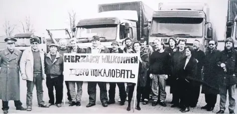  ?? FOTO: KREIS VIERSEN ?? 6000 Kilometer hin, 6000 Kilometer zurück – am Montag jährt sich der Start der größten Hilfsaktio­n zum 25. Mal.